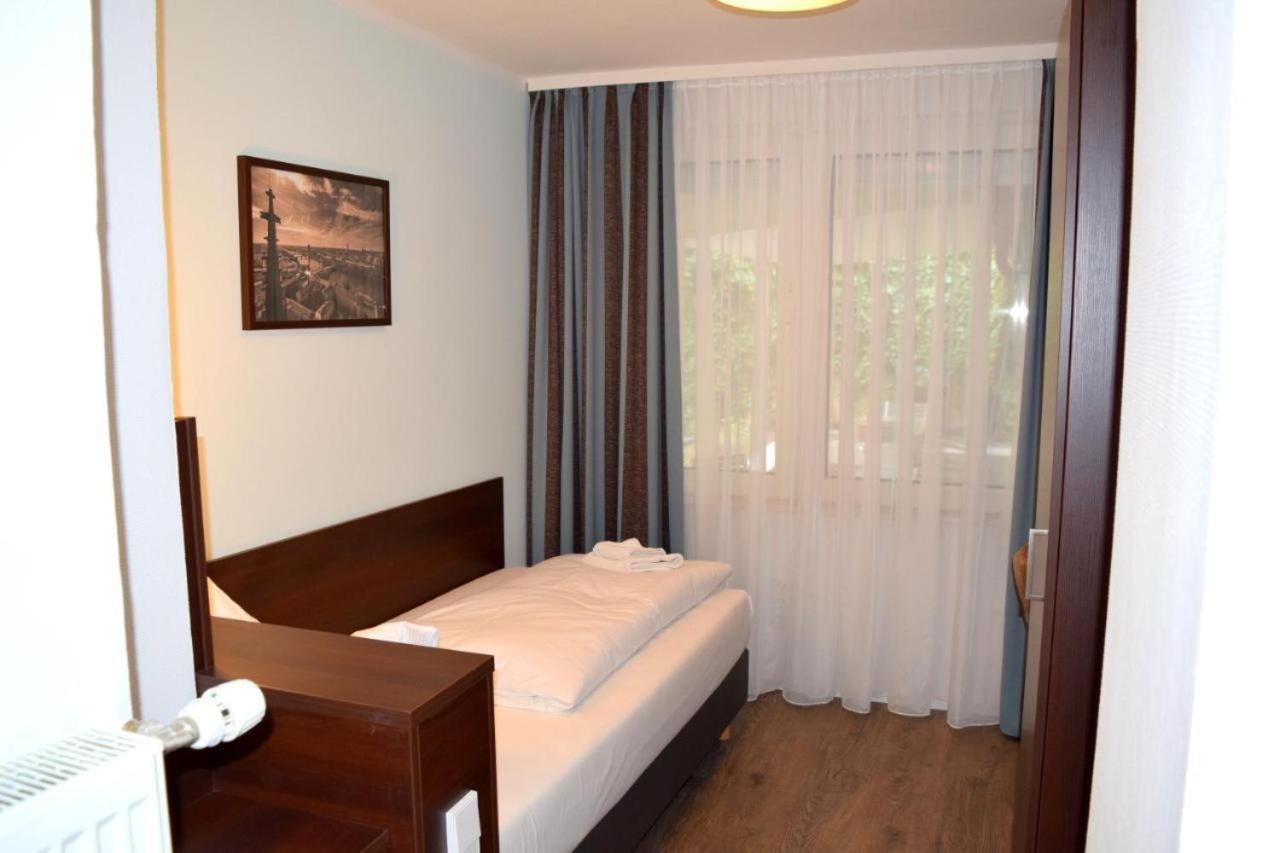 Trip Inn Budget Hotel Messe Frankfurt pe Main Exterior foto