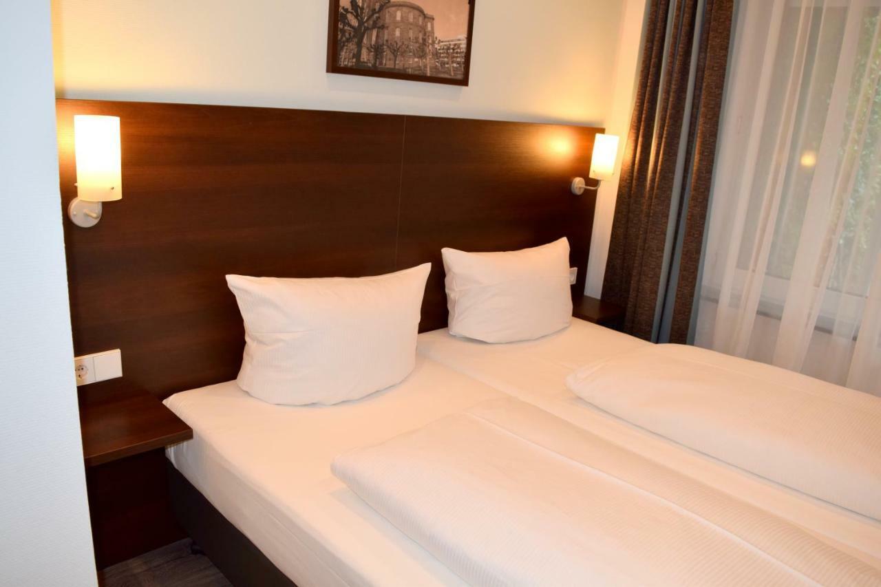Trip Inn Budget Hotel Messe Frankfurt pe Main Exterior foto