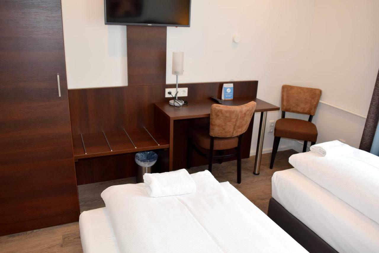 Trip Inn Budget Hotel Messe Frankfurt pe Main Exterior foto